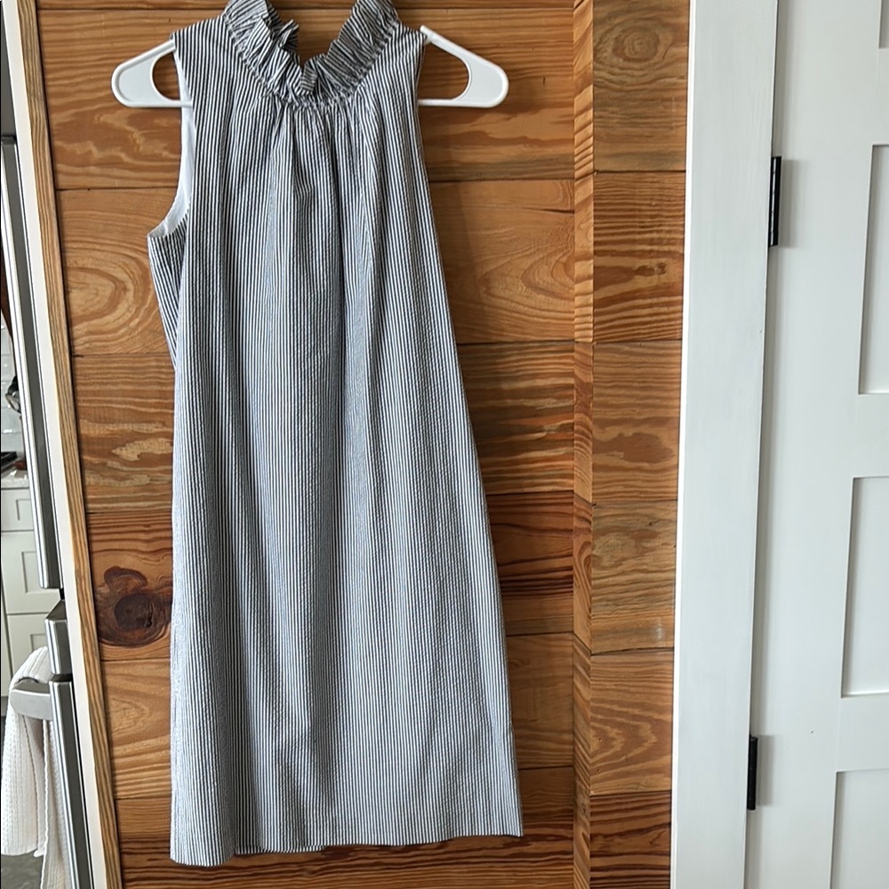 Banana Republic Ruffled Neck Black and White Midi Dress Size 0
